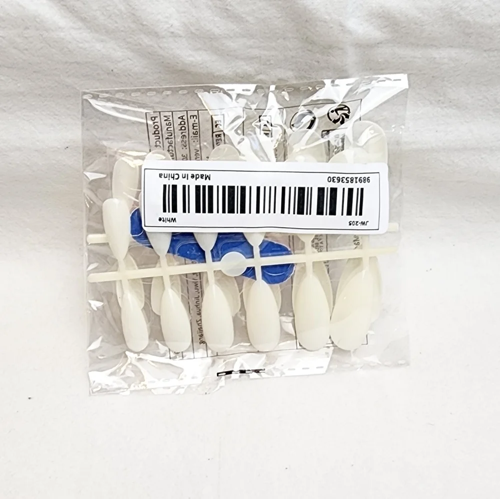 24 Pieces Fake Press On Nails